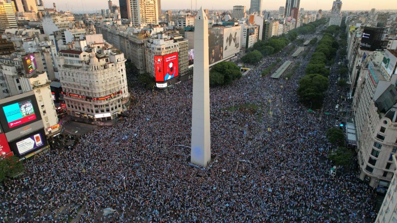 La fiesta de la caravana de la Selecci n Argentina en la Ciudad de