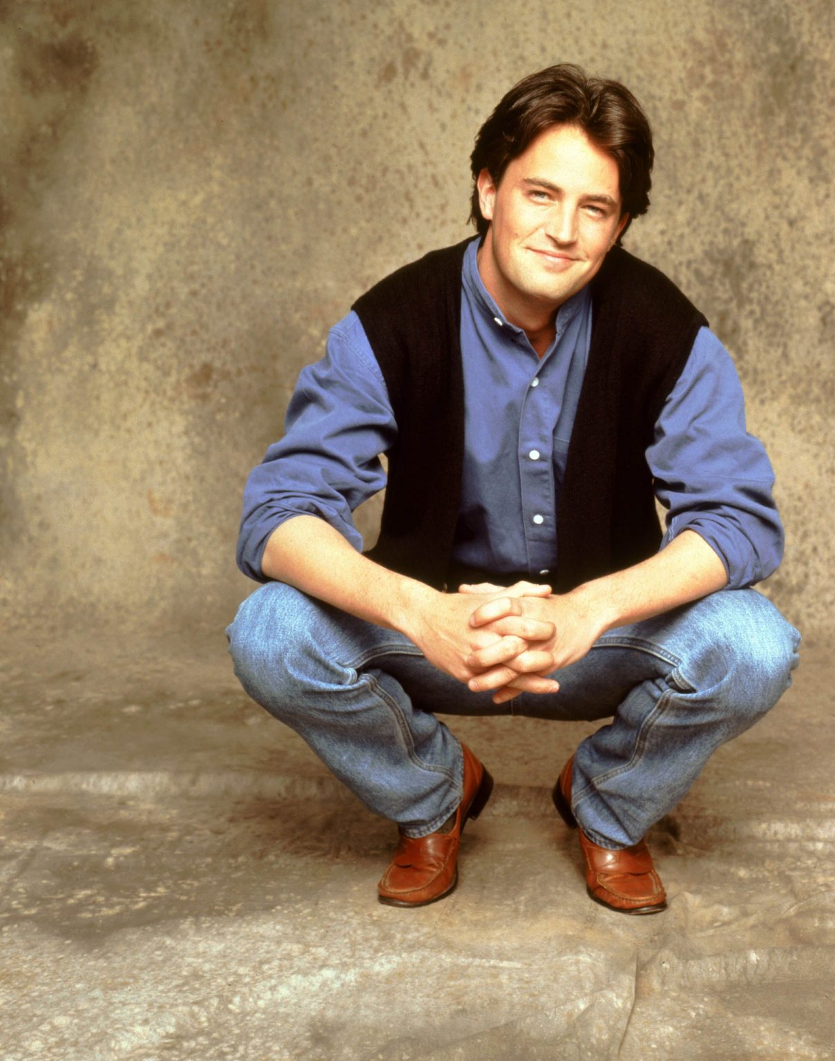 Murió Matthew Perry el actor de Chandler en Friends a los años MMX