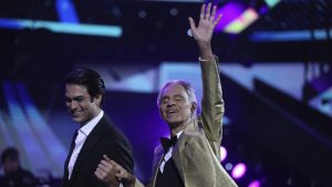 Andrea Bocelli deslumbró en Viña del Mar, pero el público quedó indignado: “Una falta de respeto”