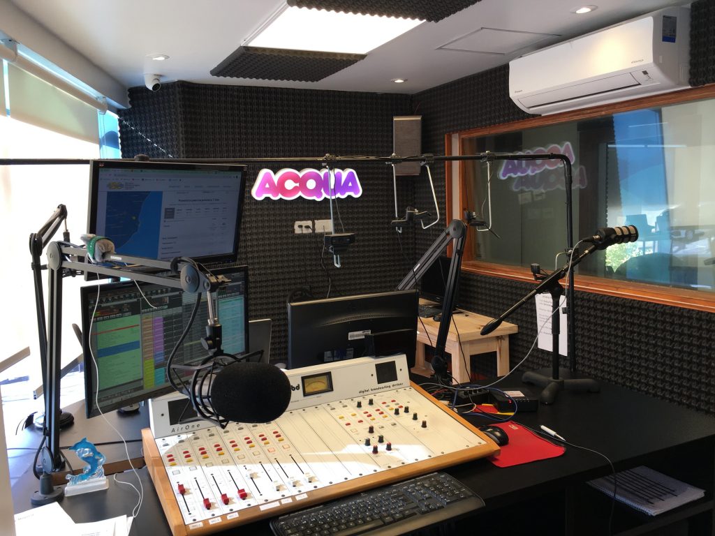 ACQUA FM