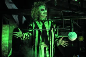 Jueves de Cine: BEETLEJUICE regresa con sus protagonistas originales